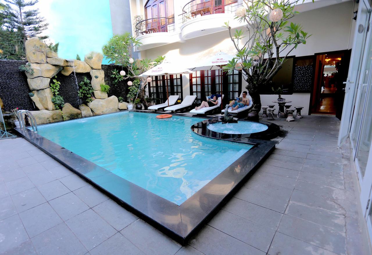 Gold Coast Da Nang Hotel Exterior foto